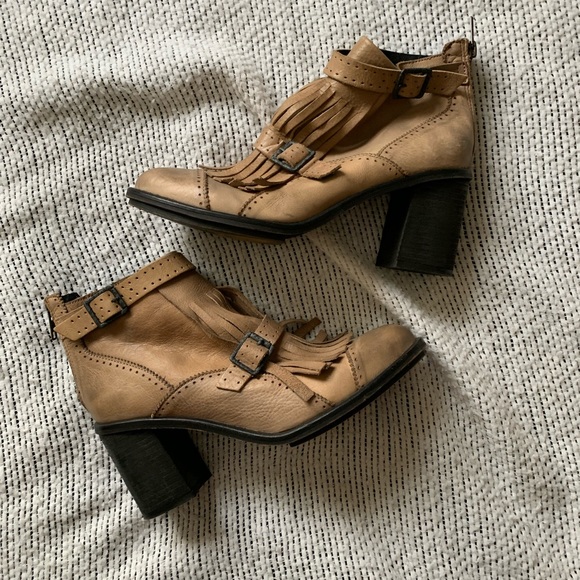 Free people boho boots. - Picture 4 of 8